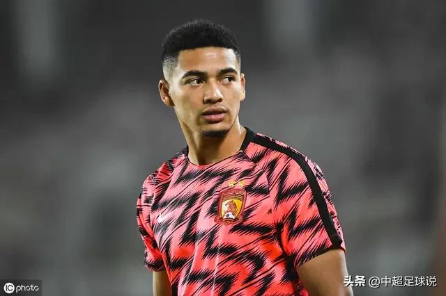 媒体布朗宁已拿到中国护照要等fifa承认身份他有能力成为国足后防核心