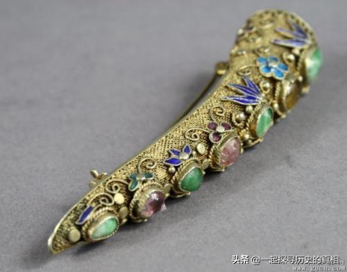 石淑仪:清朝妃子手上戴的尖尖手指套，真是只是为了漂亮吗？