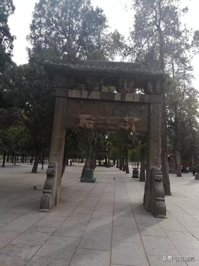 刘金迪:范文澜先生的《中国通史》适合学历史入门吗？