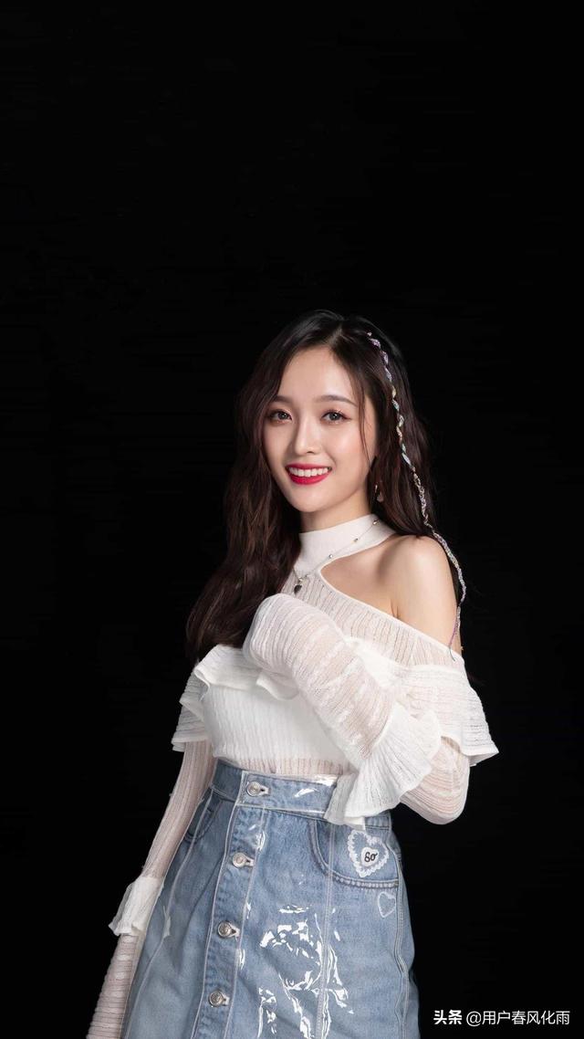 <a href=https://maguai.com/list/256-0-0.html target=_blank class=infotextkey>朋友圈</a>唯美走心的短句:有哪些微信里句句走心的精彩句子？