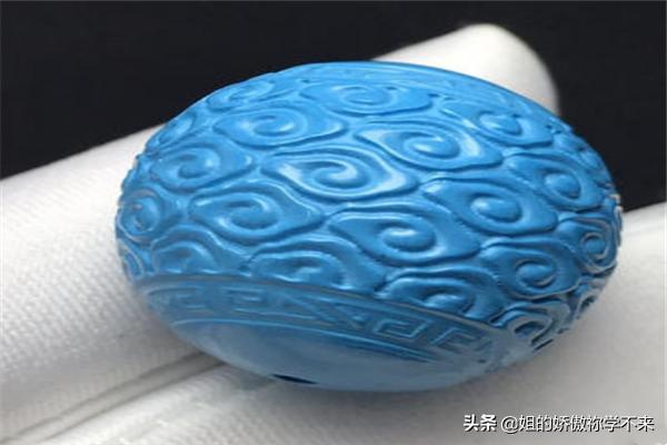 染色的玉石怎么鉴别,怎么辨别玉石的染色烧色？