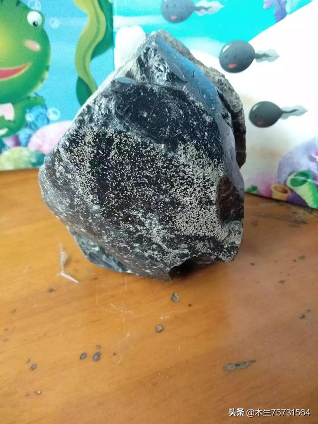 你在捡奇石过程中,捡到过狗头金、陨石吗,捡到的最贵物品是什么？