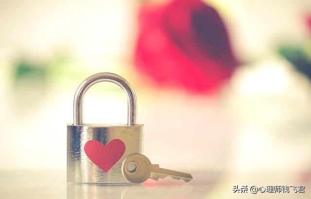 千万别嫁给向你哭穷的男人,几乎无法得到幸福,对吗？为什么？