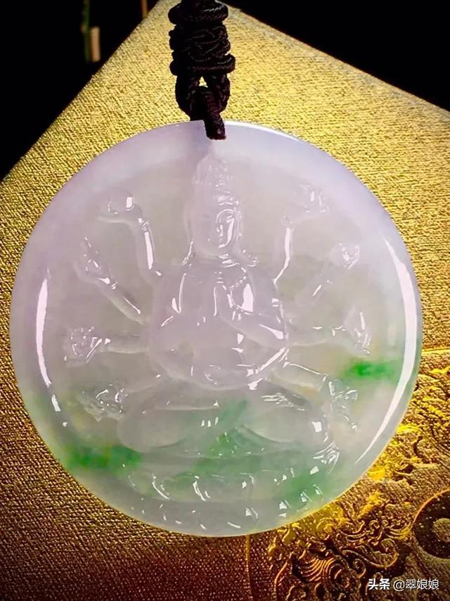 玉石值钱吗,和田玉贵吗？怎么分辨真假和田玉？