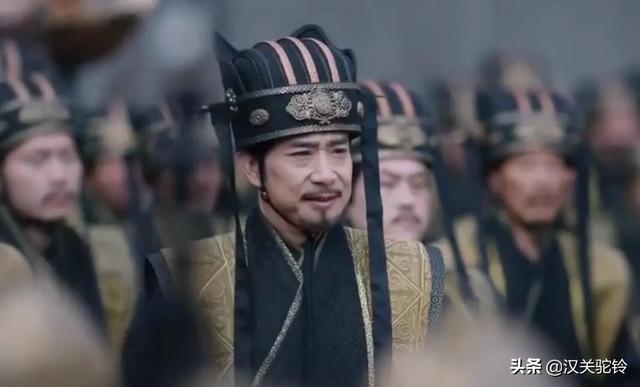 宇文泰:在东魏西魏的潼关之争中，宇文泰是如何出其不意，打败高欢的？