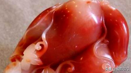 寿山石什么颜色最好,我想知道黄龙玉和寿山石主要的区别是什么？