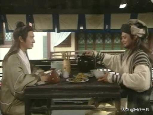 萧峰开始对段誉不是很了解就和他结拜，慕容复在前期萧峰是对他很认可的却没结拜！为何？插图32