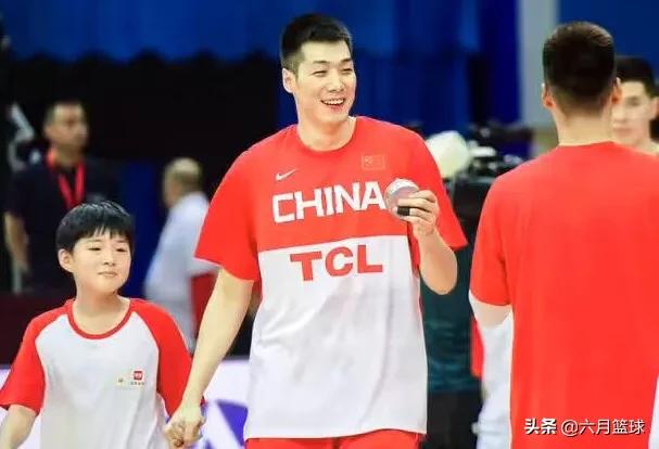 任俊飞:3场比赛一共拿到6分，任俊飞还值得李楠期待吗？他会被放弃吗？