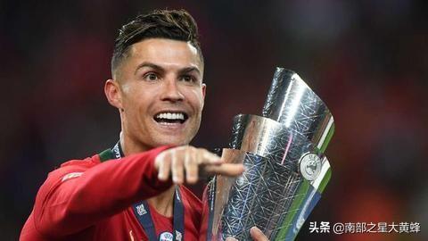 迄今为止，足球史上最难超越的十大巨星球员都有谁？插图52