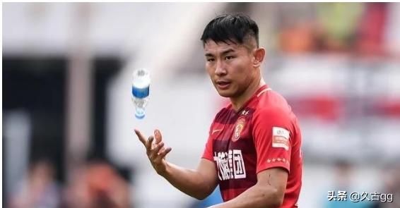 卡巴纳美洲狮俱乐部:记者：于汉超试训申花由李帅牵线，为什么不选择加盟大连人？