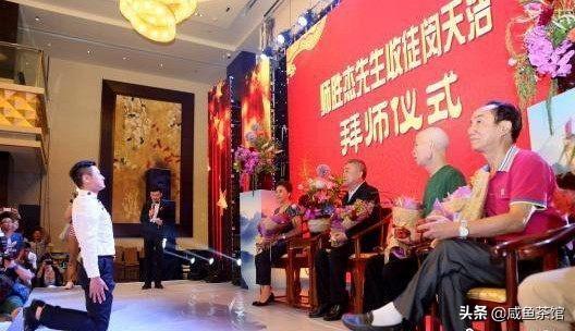 李伯清徒弟闵天浩再婚，为什么评论诸多质疑非议？