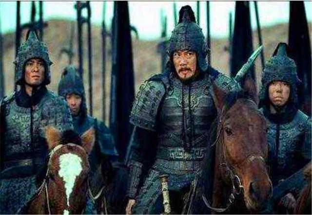 诸葛诞:诸葛诞与司马家族是至交，为何却勾结东吴，举兵造反？