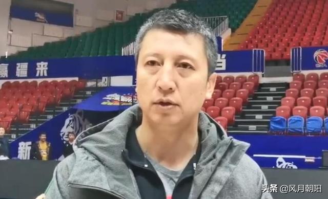 新疆牛头梗俱乐部:新疆队为什么会成为CBA工资帽制度的最大受害者？