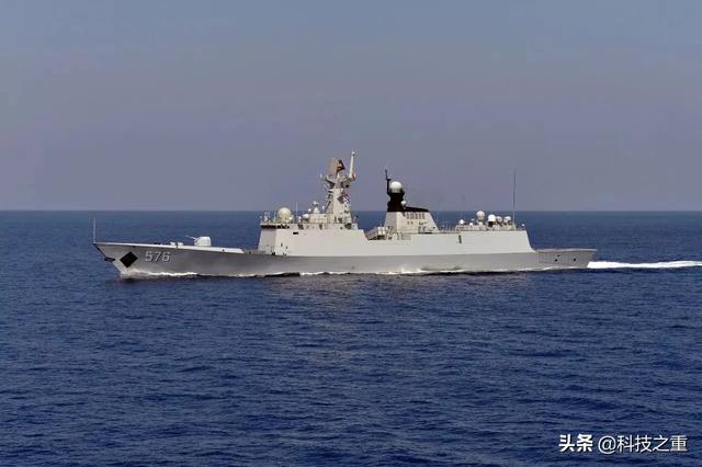 无翼鸟军事52k:请问三艘054A或者六艘056能不能击沉一艘伯克型驱逐舰？