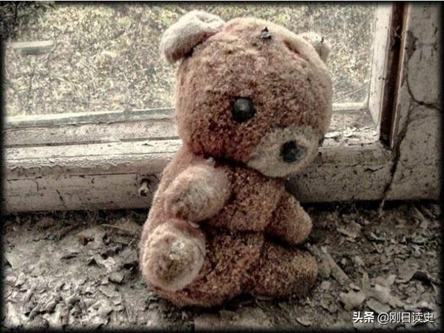 前苏联核泄漏:历史上，前苏联有个反应堆泄露了，是怎么回事？