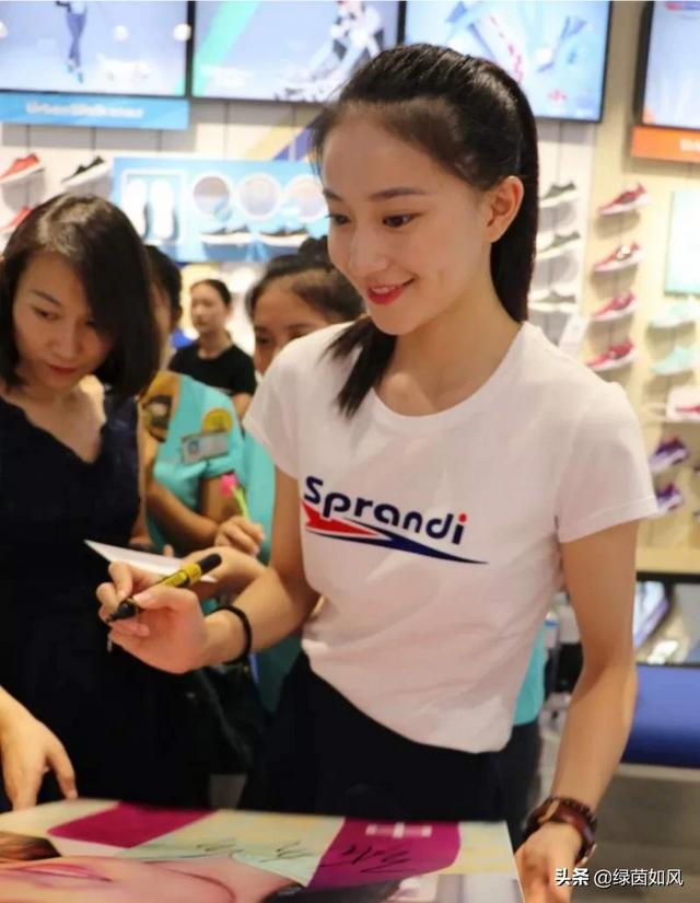 周楚楚个人资料:《超新星全运会》中的张豆豆教练是什么来头为什么看上去年龄很小