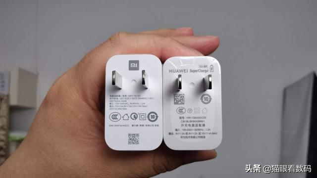 头条问答 Iphone充电一定要用原装的充电器吗 90个回答