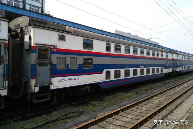 客车已经没有空调车了,因为高铁线路建成后,大量旅客选择动车组出行