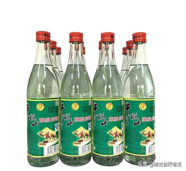 番狗犬图片:明明知道十元左右的白酒都是酒精勾兑，为什么还要买了喝？