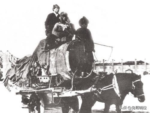 中国第一个飞行员:中国空军第一代飞行员，是怎么训练出来的？