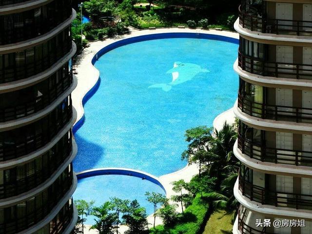 买电梯房6楼后悔死了,6层洋房带电梯，顶楼边户，能买吗？