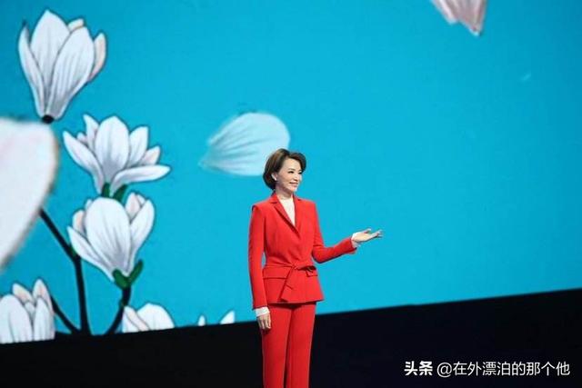 李思思图片:你知道哪几个明星毕业于清华北大，你最佩服谁？