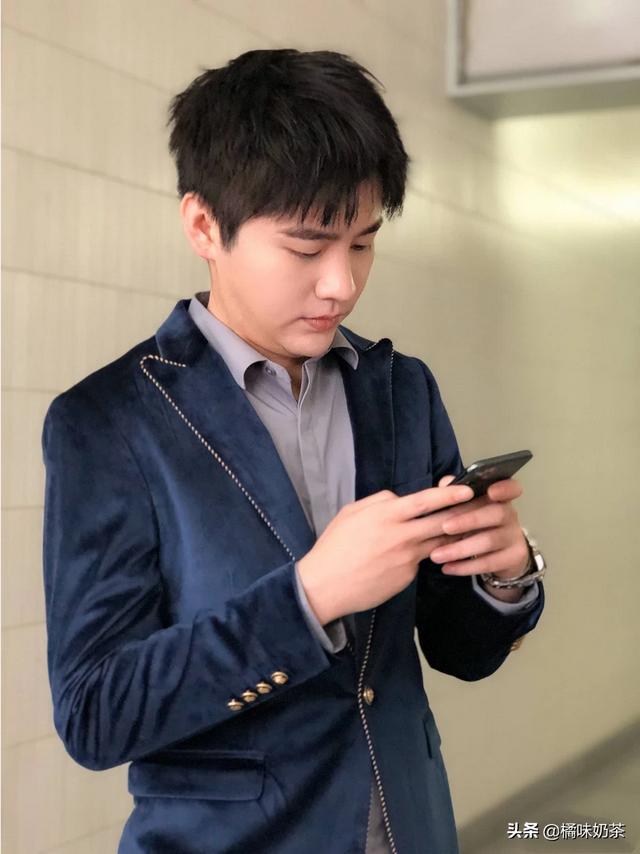 阿泰给出KPL露娜排名,Fly露娜联盟第一,易瞳露娜稍逊,猫神露娜最菜,你赞同吗？