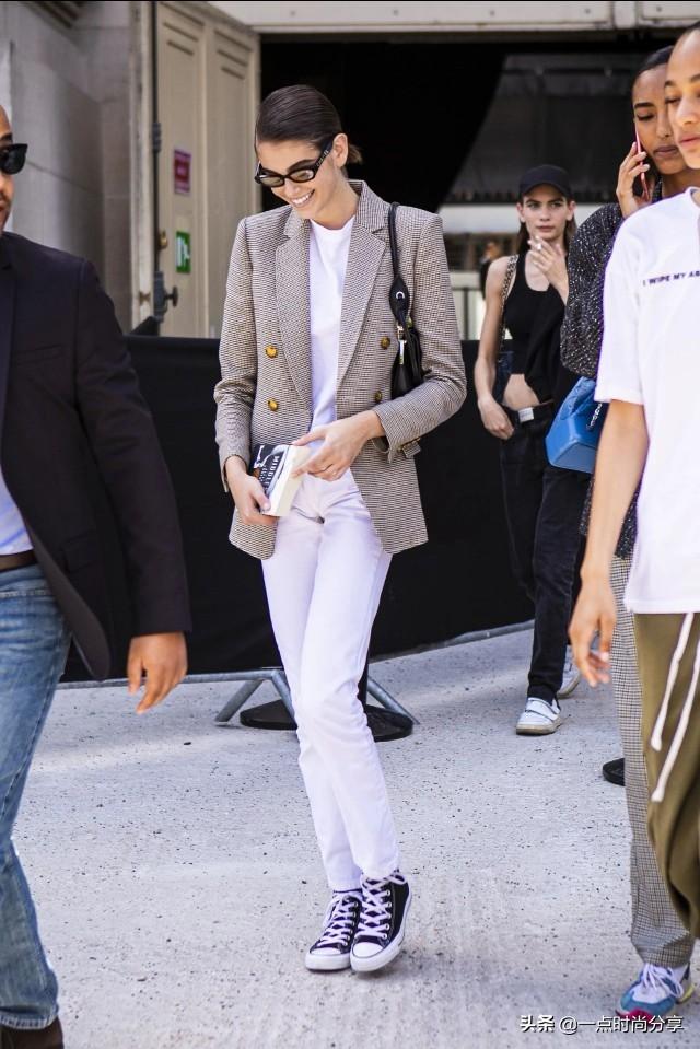 女生不喜欢穿高跟鞋，那么穿西装鞋子要怎么搭配？插图50