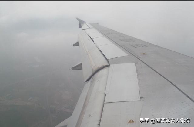 飞机拍到云层里的龙，飞机上看到云层一望无际，视线不能透过，那卫星是怎么拍到地面的