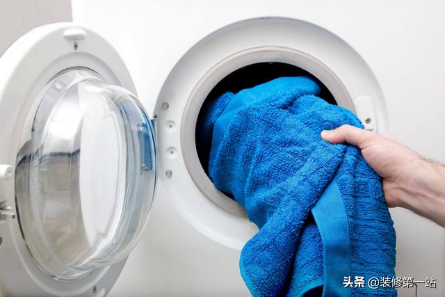 “洗烘一体洗衣机”与“洗衣机+干衣机”组合相比有何优缺点？