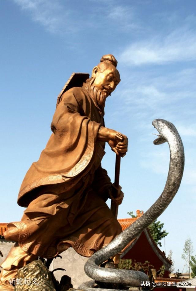 风声传奇顾绍廉的妻子:许某某半夜杀人，那个三点多出现在地下车库的半身人是他同伙吗？