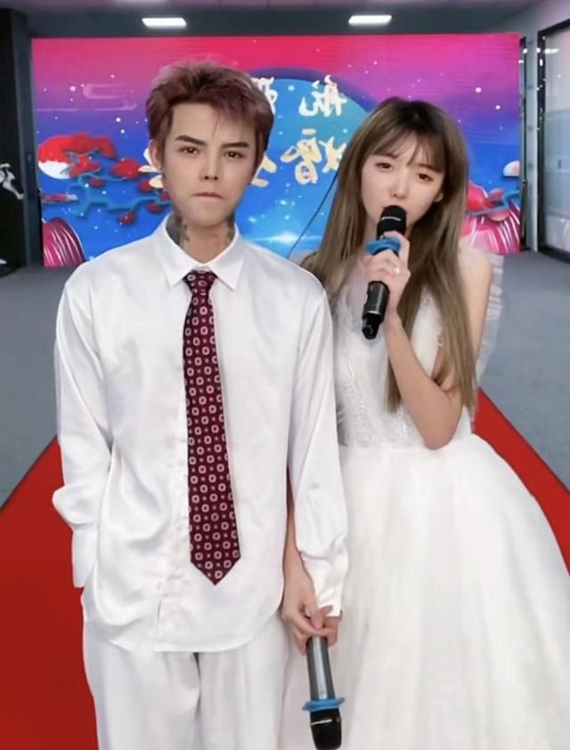 vkke创始人何婧婧:怎样看待殷世航和何婧婧的爱情