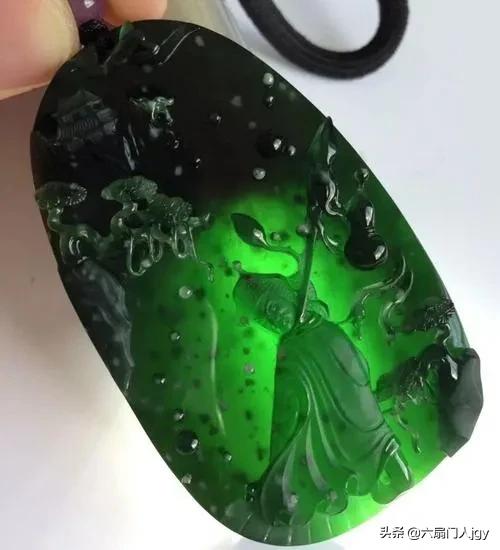 翡翠种水分类从高到低,翡翠“色压种”和“种压色”，你了解吗？