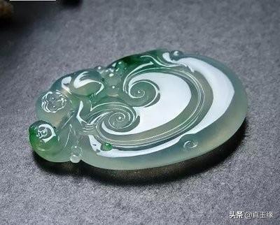 北京买玉手镯去哪里买,小白买翡翠镯子应该去哪？