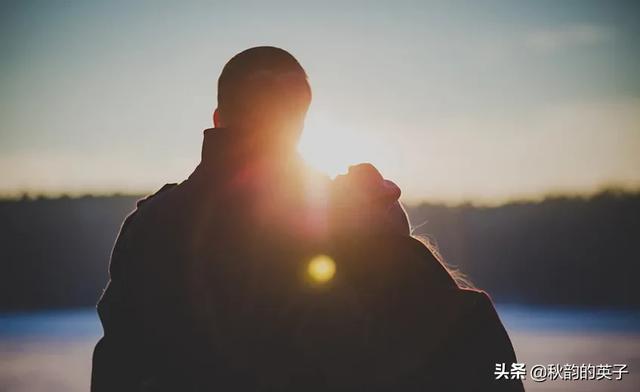 相爱的人即便不在一起,也会有灵魂或精神上的共鸣与链接。你信吗？