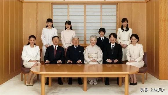 日本历届首相:美国战后施压下，日本为什么拒绝废除天皇？天皇和首相谁厉害？