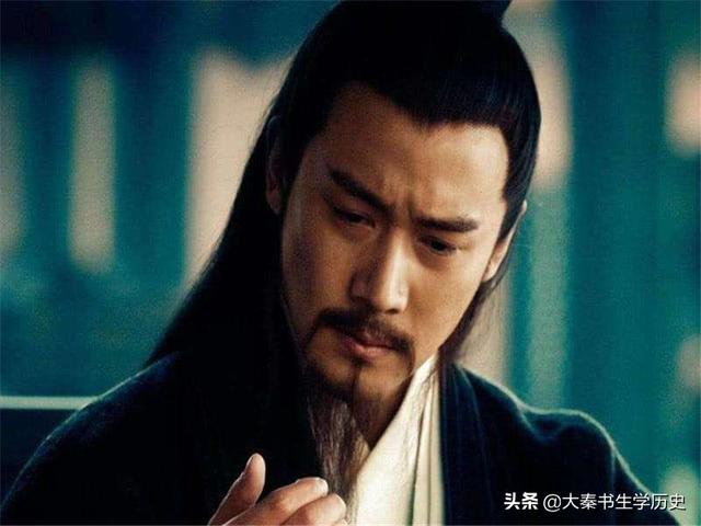 三顾茅庐是不是诸葛亮欲擒故纵？他若不想出世何必了解天下大势？