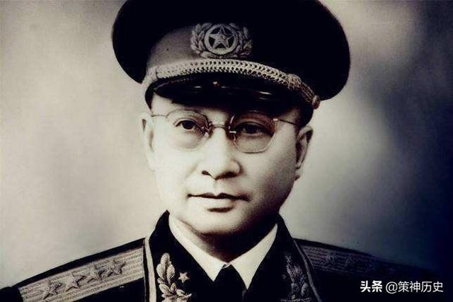 而只比旅长低一级的李云龙团长却是少将,起码也应该是中将吧?