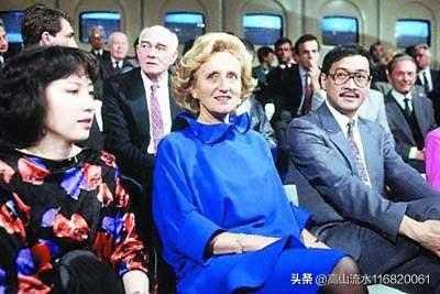 吉武昭博:希拉克越南养女为何被拒出席国葬？