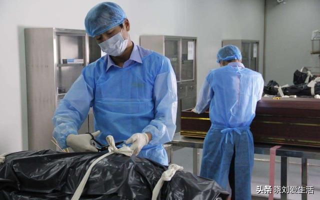火葬场图片:死人进火化炉的时候听说会有叫声是真的吗？