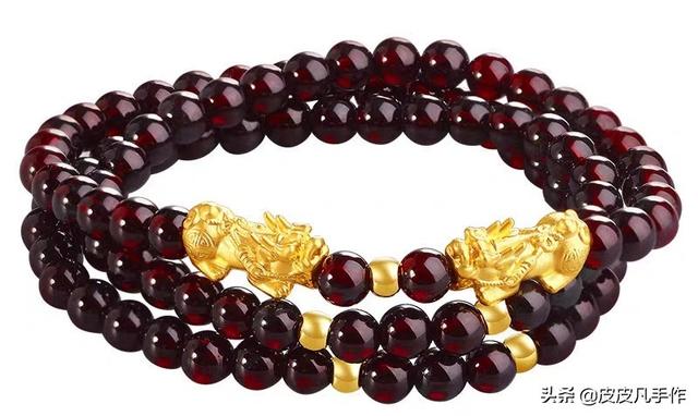 石榴石与什么搭配最好,石榴石能不能和翡翠一起佩戴？