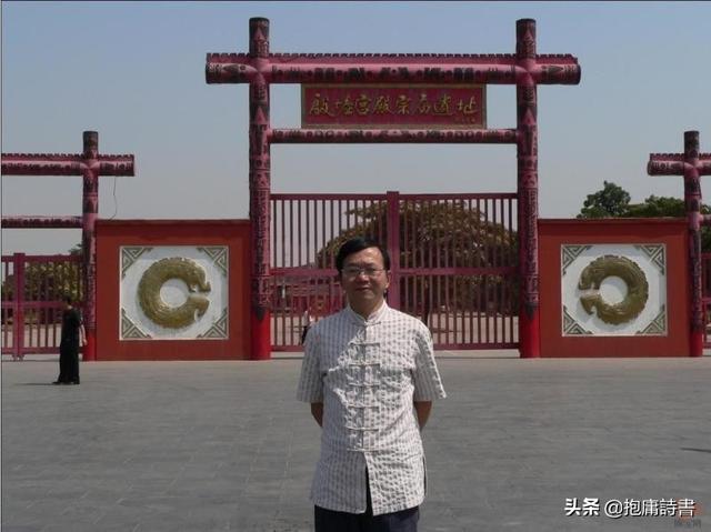 贾宏生:号称是启功四大弟子之首，贾鸿声为何沦为江湖书法家