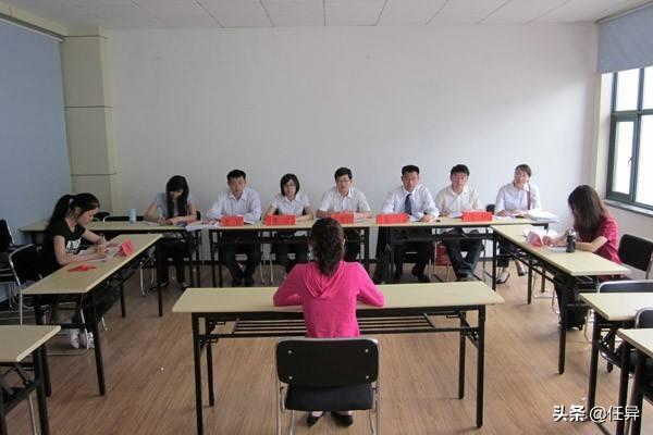 军队文职面试：如何做好会议接待等工作的答题技巧是什么？