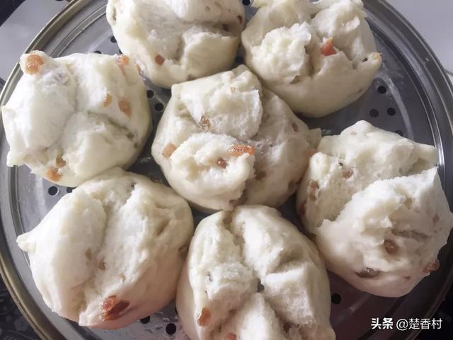 当胖子在减肥节食时有人在他面前端着一盆香喷喷的食物时是什么心情？:香喷喷的什么 第5张