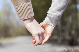 费玉清的老婆:一辈子光棍会不会让人瞧不起
