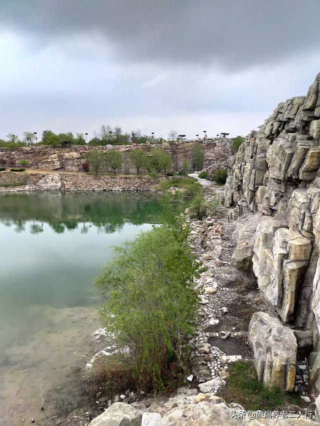 江苏自驾游海边线路:退休后夫妻俩想自驾游由武汉去山东海边转一圈有什么好的线路？