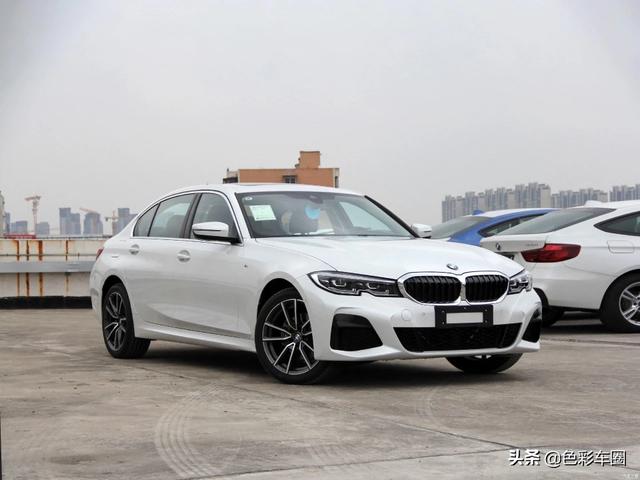 保时捷30万左右的车型想买一辆30万左右落地的轿车有懂车帝给推荐几款