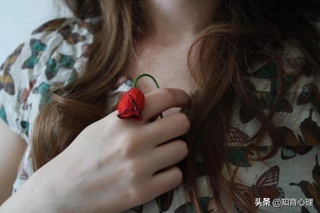 产后抑郁症到底怎么了？是女人矫情还是她的丈夫给的压力？