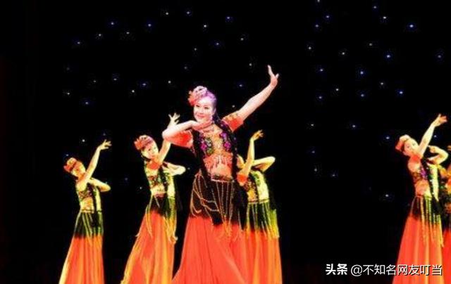 交谊舞、交际舞和广场舞的区别和优点(国标舞和一般交谊舞的区别)