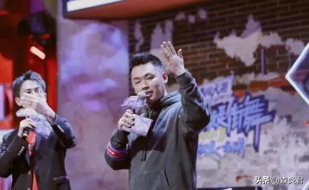 这就是街舞黄景行:在《这就是街舞》里面，黄景行和何展成谁更强